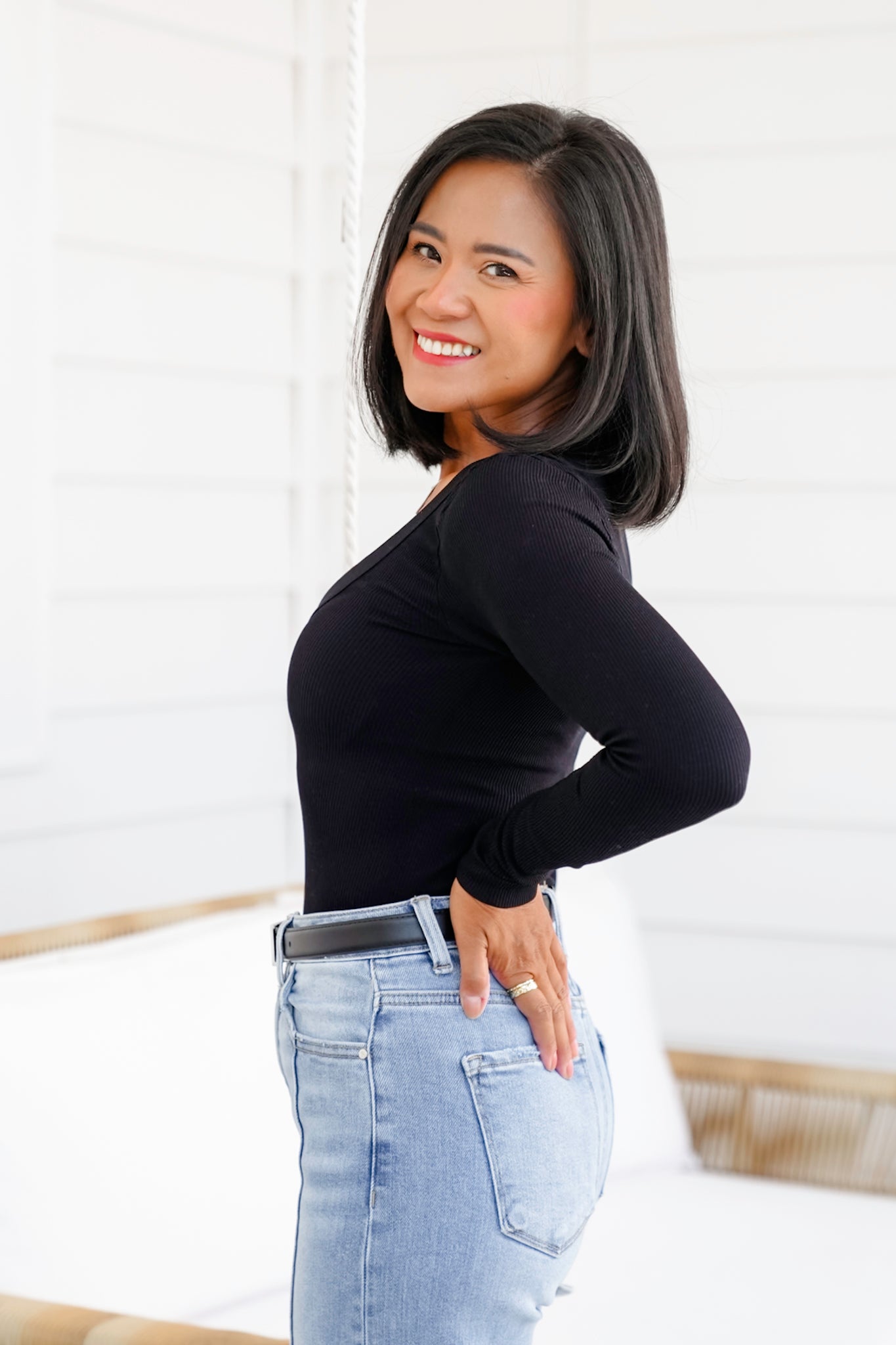 Ribbed Knit Long Sleeve V Neck Top