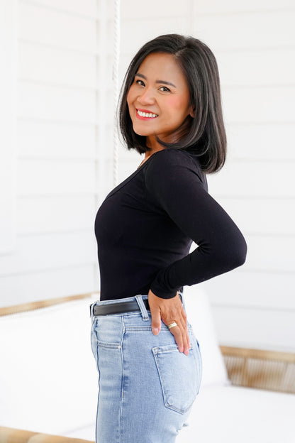 Ribbed Knit Long Sleeve V Neck Top