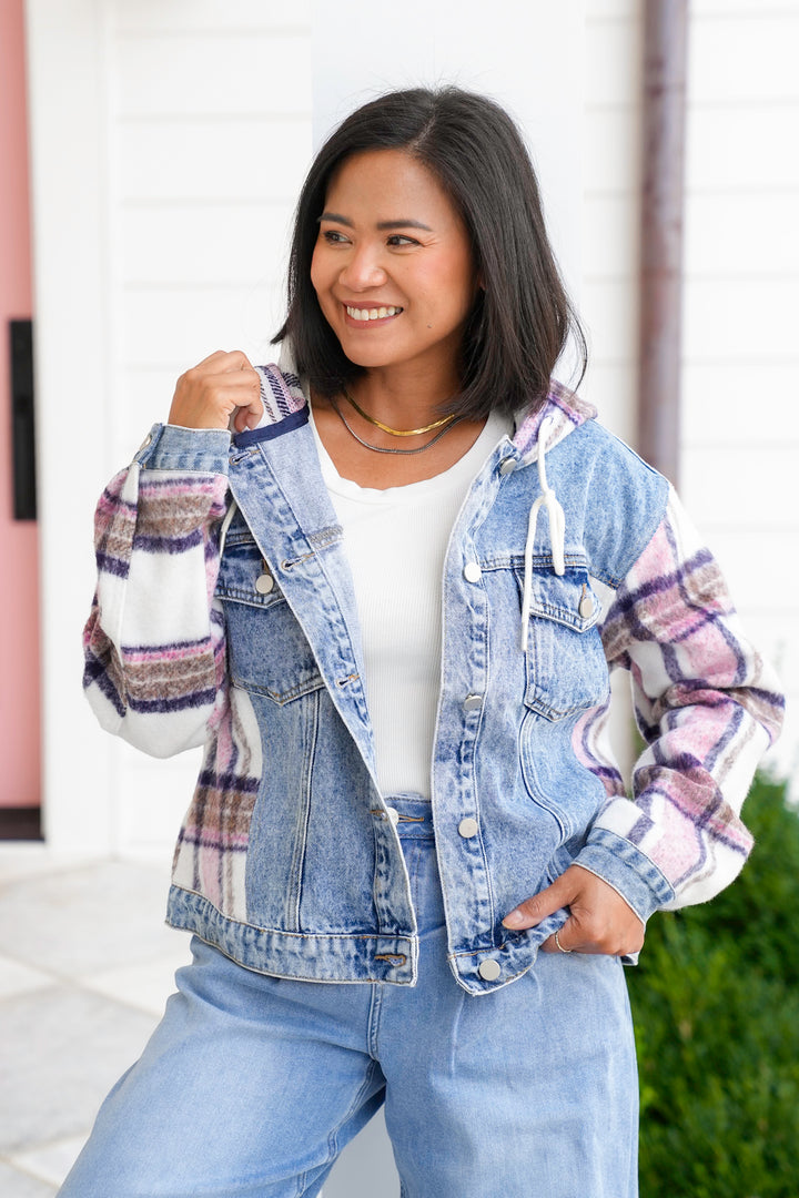 Long Sleeve Hooded Jacket with Plaid Contrast