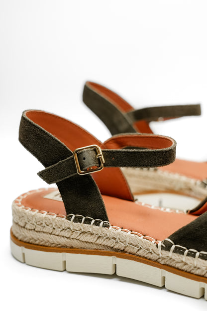 MIA Closed Toe Sandal with Adjustable Strap