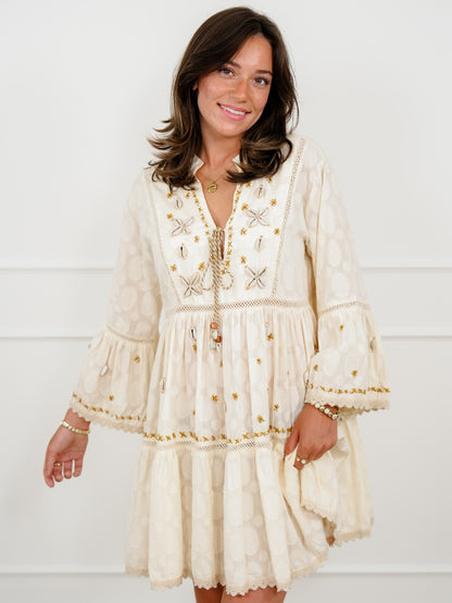 POL Natural 3/4 Sleeve V-Neck Dress with Seashell Trim M