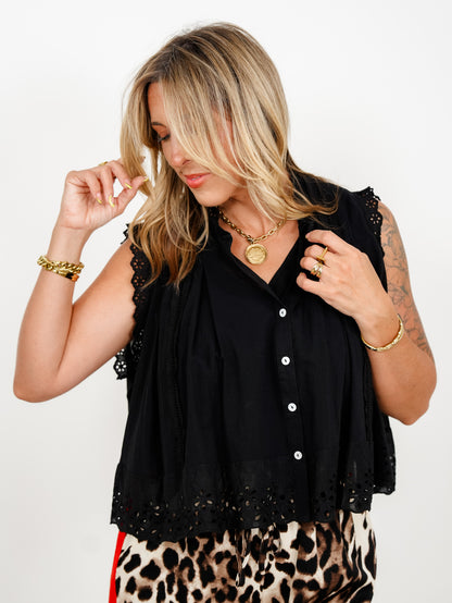 Sleeveless Pleated Button Down Top with Eyelet Trim