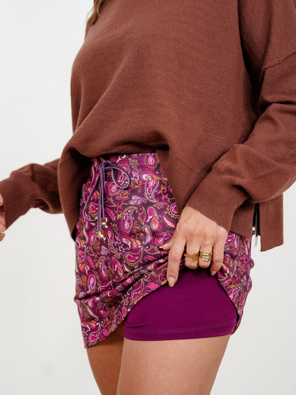 Plus/Reg Berry Paisley Print Elastic Waist Skort