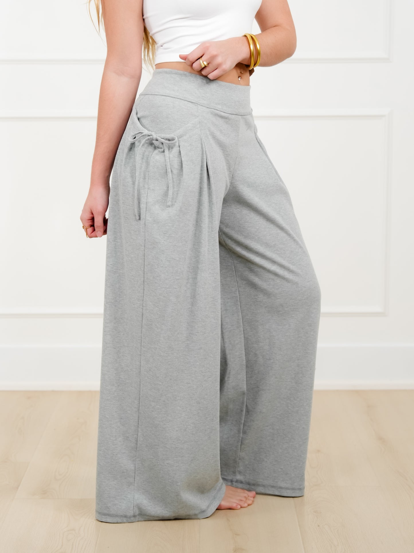 Ribbed Elastic Waist Wide Leg Knit Pants