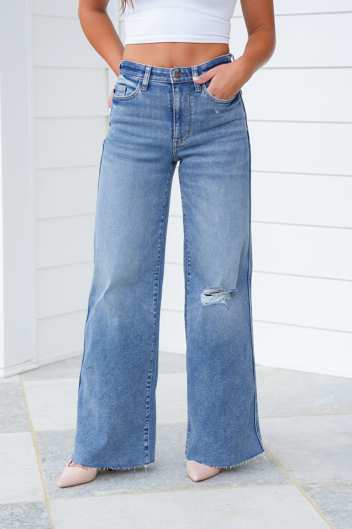 Judy Blue High Rise Medium Vintage Wash Distressed Wide Leg Jeans