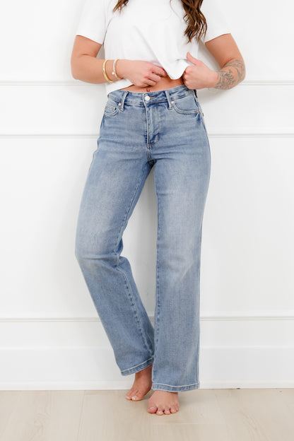 Judy Blue Petite/Reg The Karly Mid Rise Medium Vintage Wash Tummy Control Straight Leg Jeans