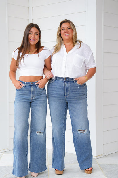 Judy Blue High Rise Medium Vintage Wash Distressed Wide Leg Jeans