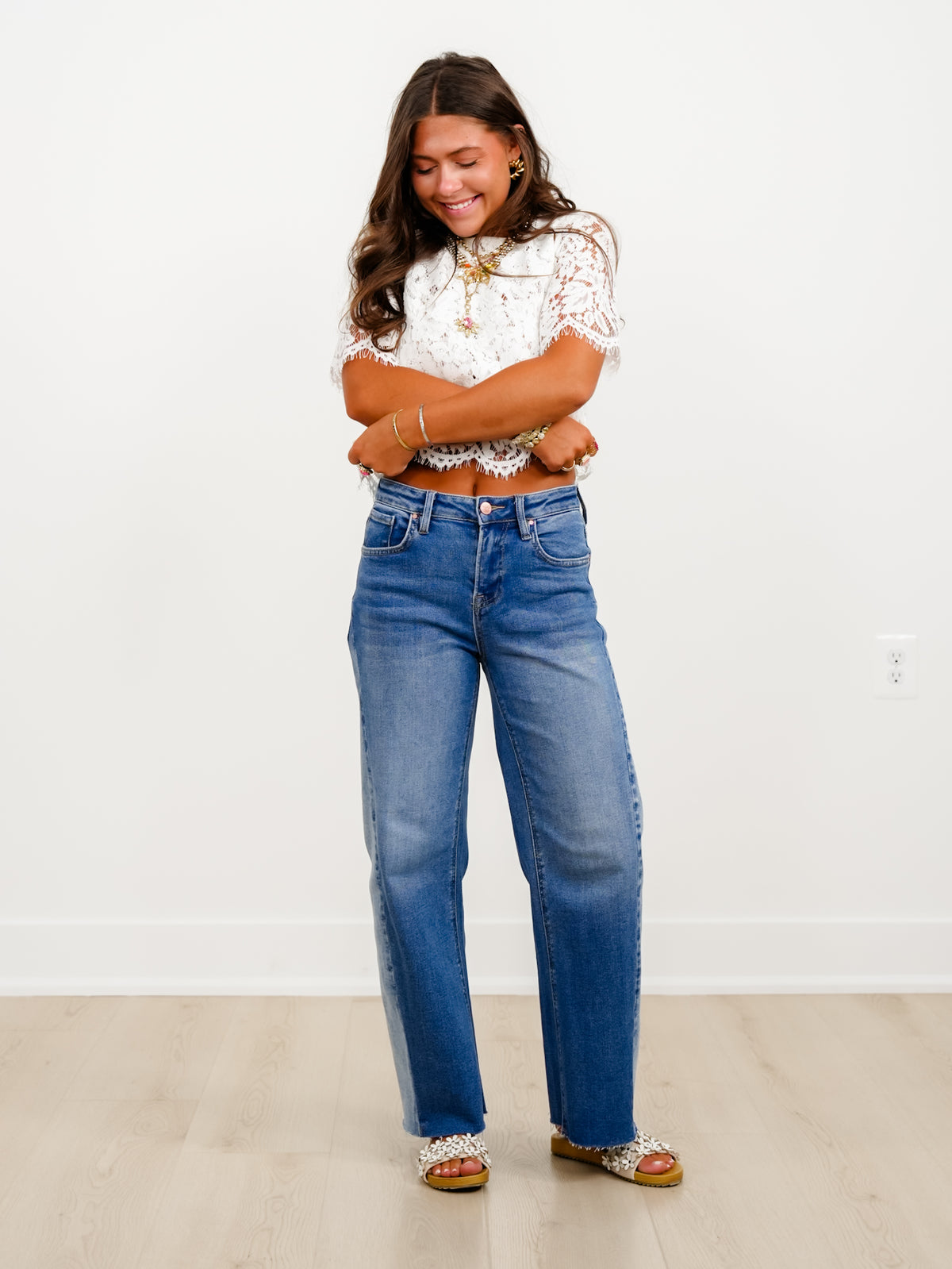Risen High Rise Medium Wash Slouchy Barrel Jeans With Contrasting Wash