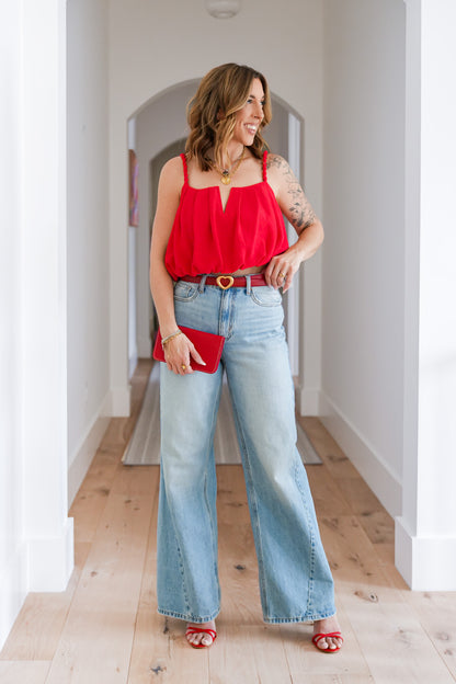 Sleeveless Twist Strap Bubble Hem Top