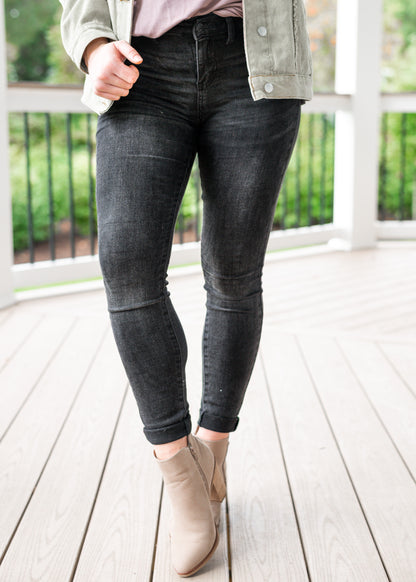 Judy Blue Maternity Non-Distressed Black Skinny Jeans