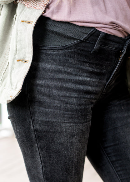 Judy Blue Maternity Non-Distressed Black Skinny Jeans