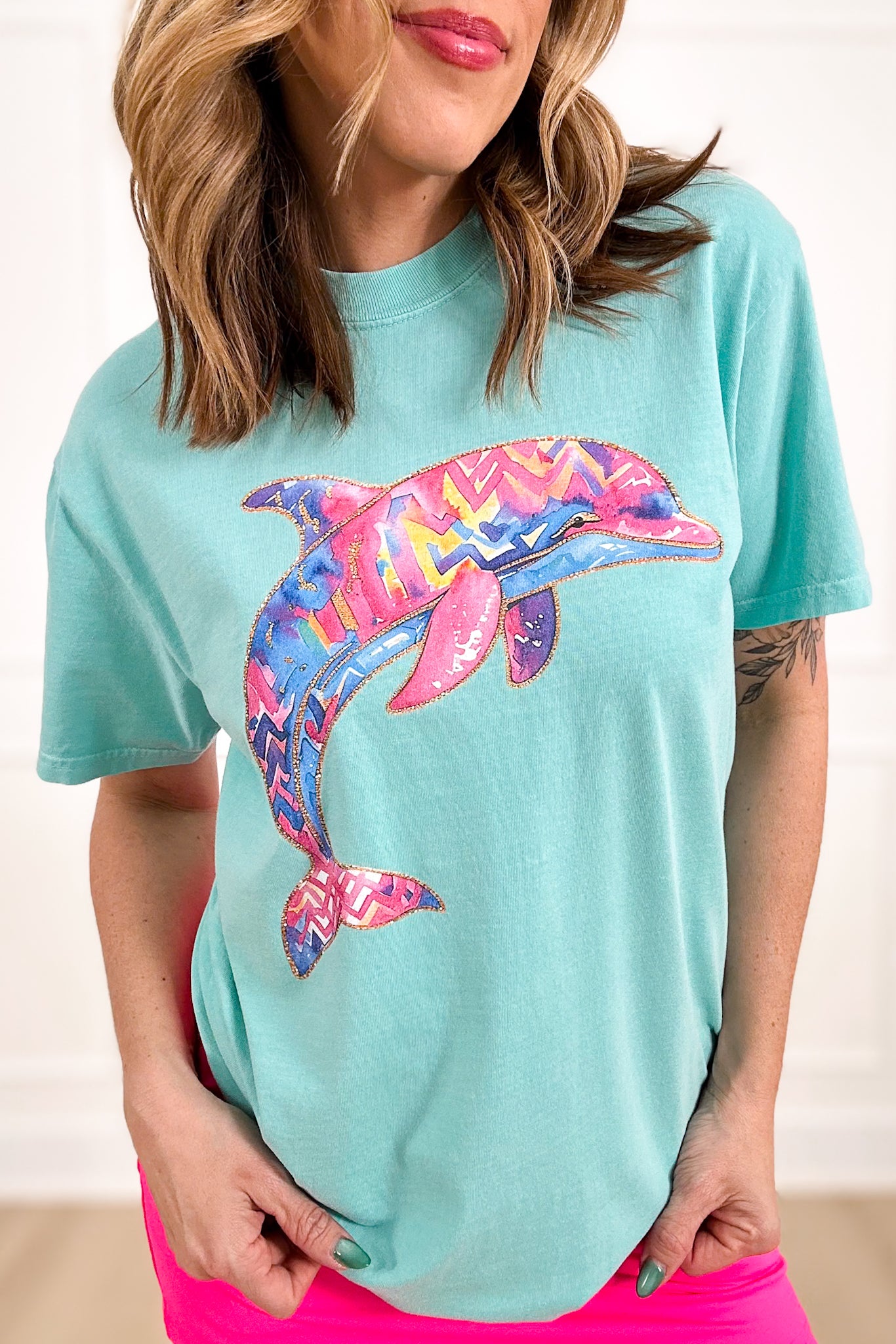 Plus/Reg Short Sleeve "Dolphin" Graphic Tee