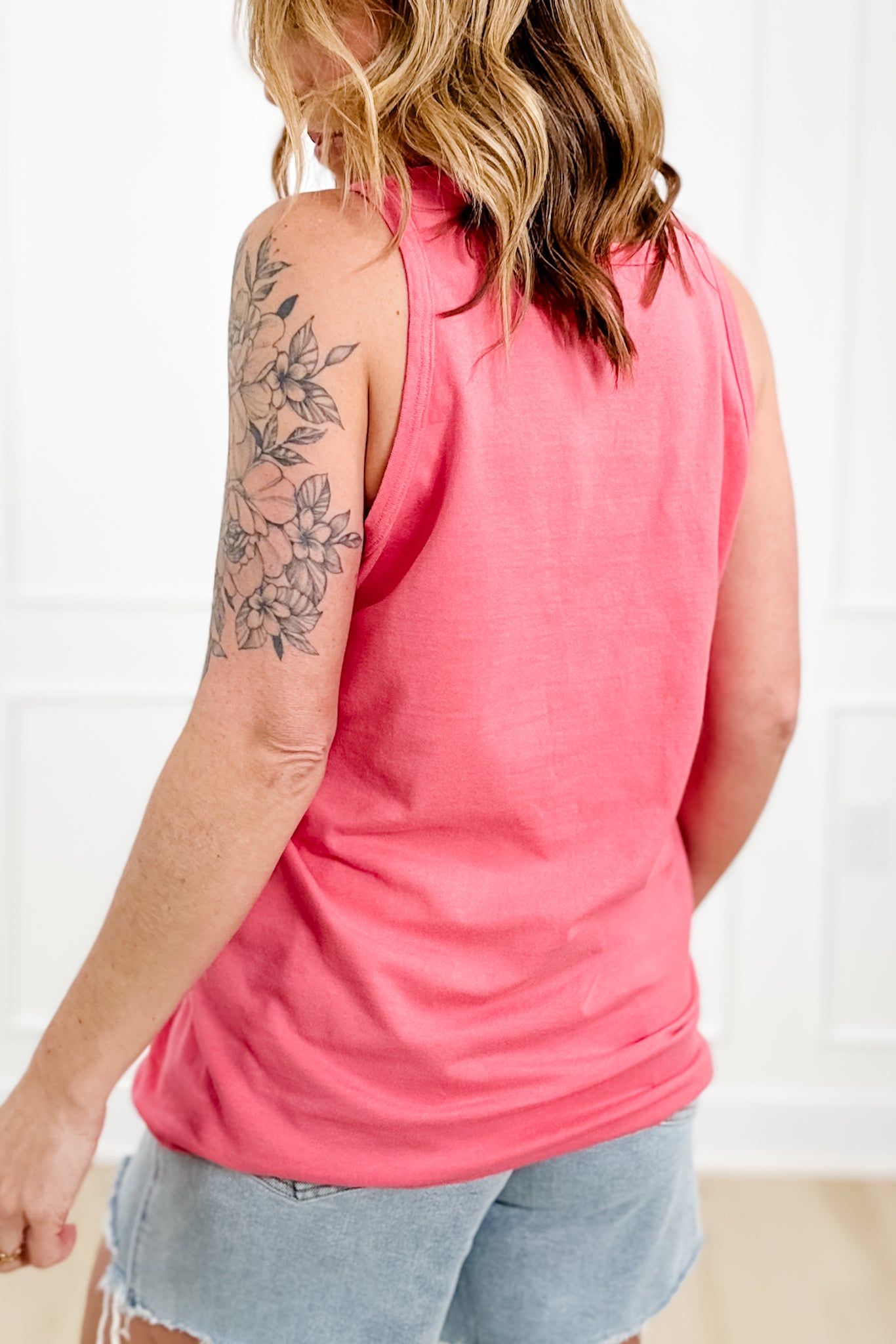 Plus/Reg "Sun Bum" Smiley Graphic Tank Top