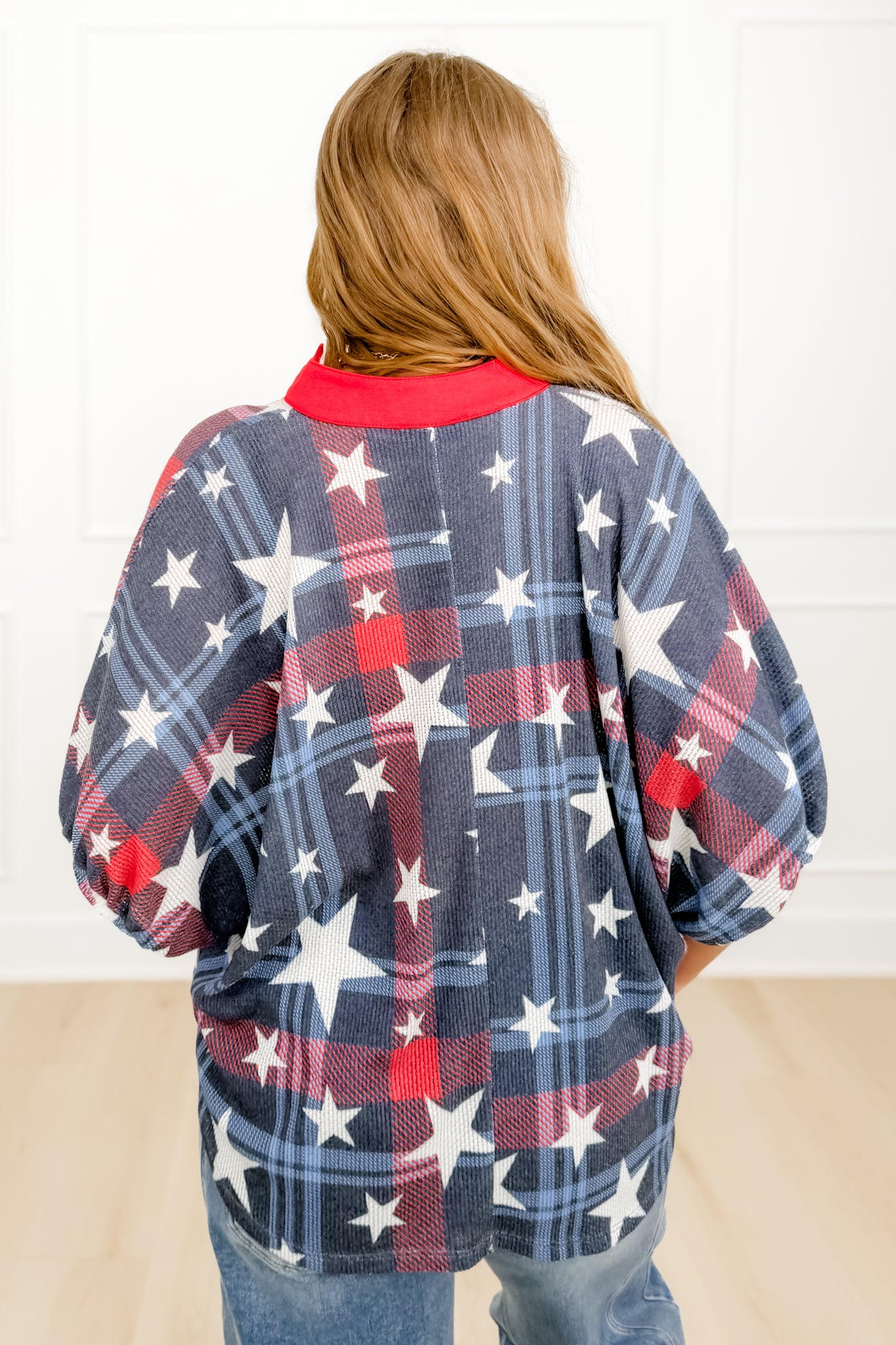 Plus/Reg Star Print Short Sleeve V Neck Top
