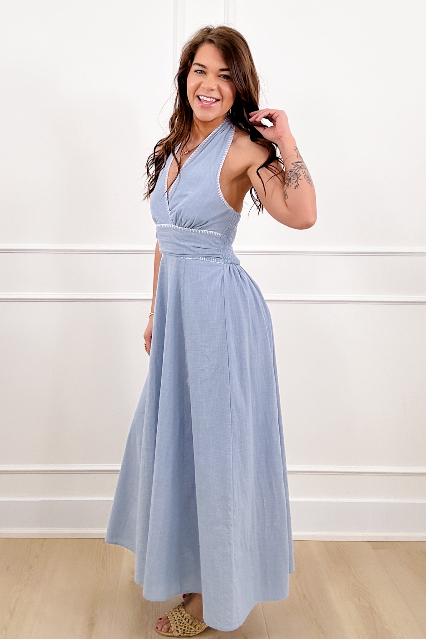 Light Wash Deep V Halter Neck Maxi Dress