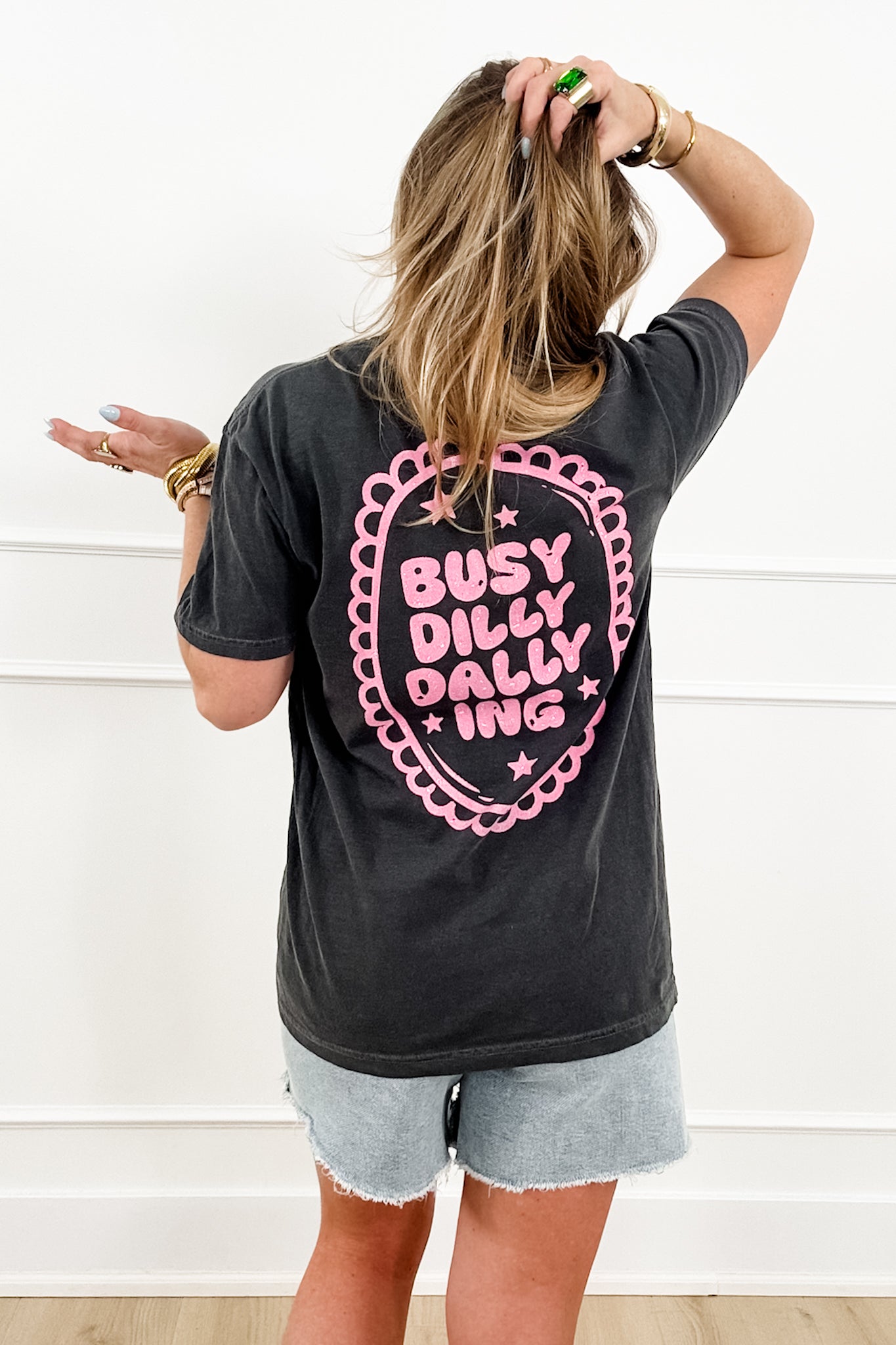 Plus/Reg Short Sleeve "Busy Dilly Dallying" Graphic Tee