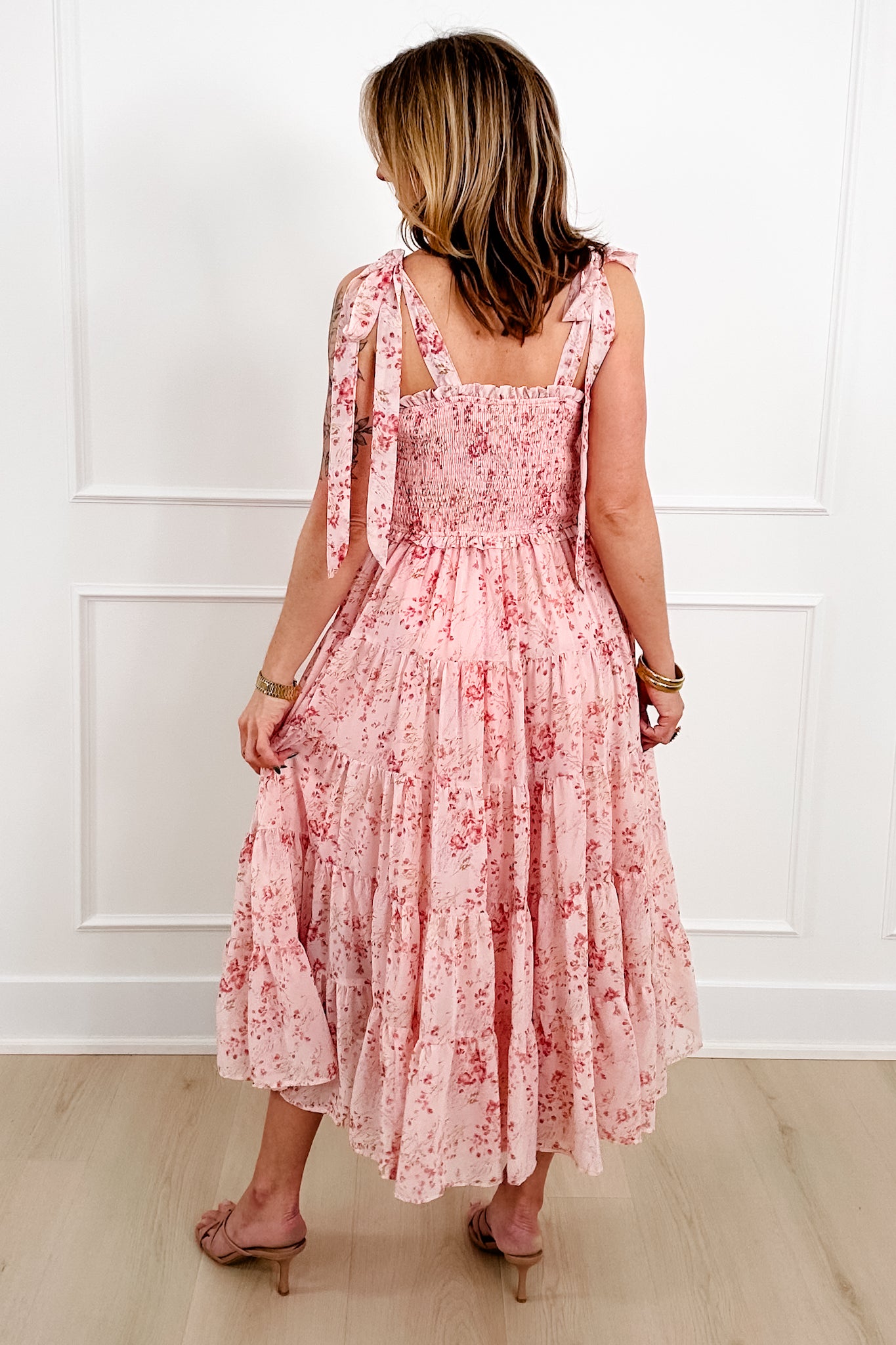 Plus/Reg Floral Sleeveless Smocked Bodice Tiered Midi Dress