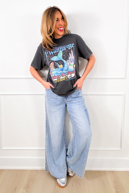 Plus/Reg Short Sleeve " I Wanna Be, Where The People Aren't" Graphic Tee