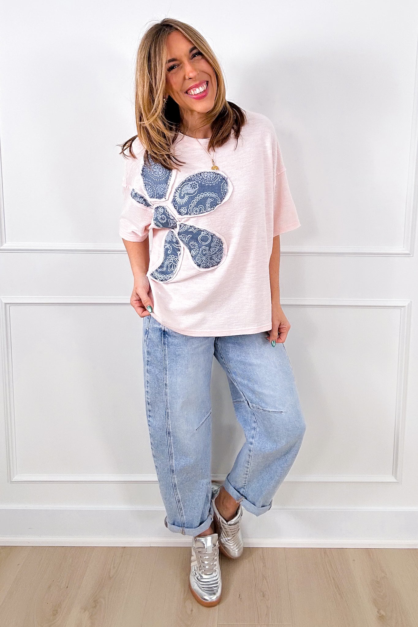 Short Sleeve Pullover Top with Bandana Print Flower Patch