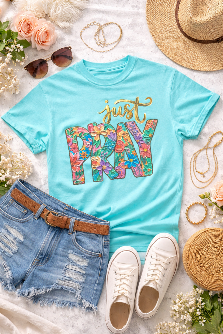 Plus/Reg Short Sleeve "Just Pray" Graphic Tee