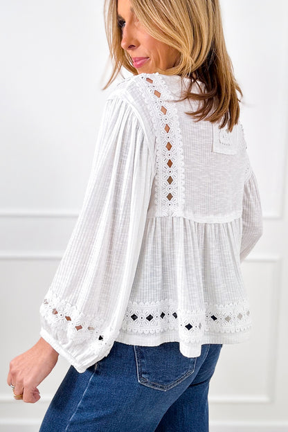 POL Solid Ribbed Long Sleeve V Neck Top