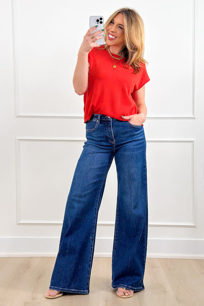 Knit Short Sleeve Top With Rolled Hem