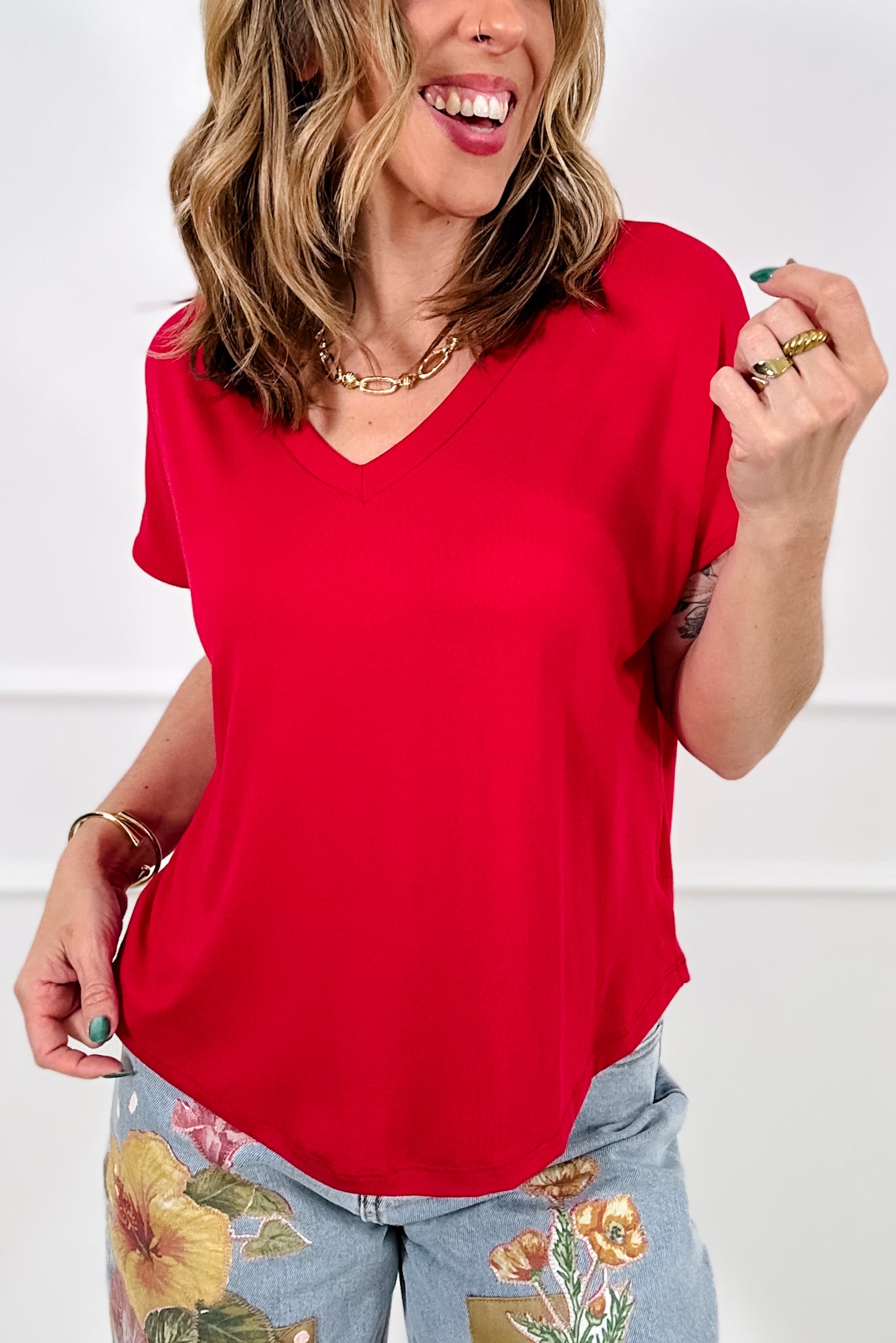 Plus/Reg Solid Relaxed Fit Short Sleeve V Neck Top