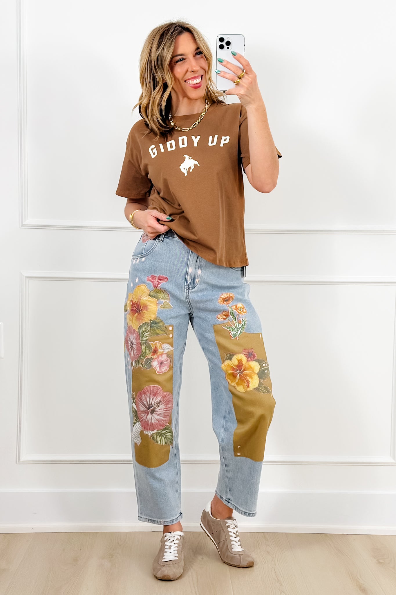 Short Sleeve "Giddy Up" Graphic Top