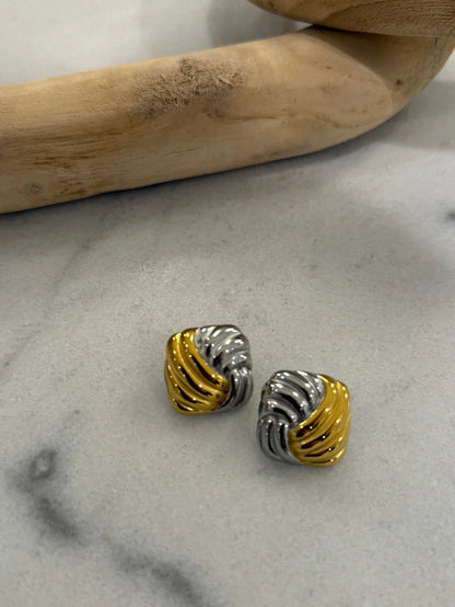 Chansutt Pearls Grace Earrings
