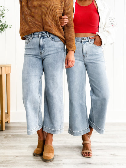 Risen  The Essential Wide Leg Crop Jeans
