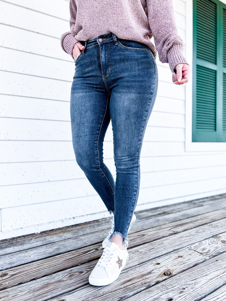 Judy Blue The Gamechanger Medium Wash Mid-Rise Shark Bite Skinnies