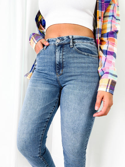 Judy Blue Hi Waist Board Meeting Vintage Wash Boyfriend