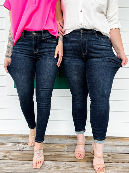 Judy Blue Everyday Wear 3.0 (High Rise) Dark Wash High Waist Skinny with Handsanding