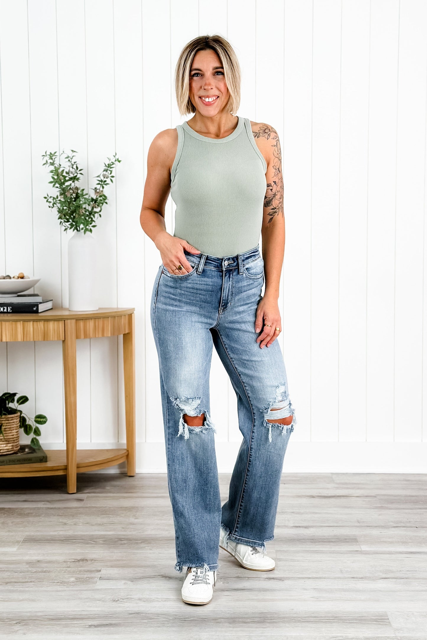 Judy Blue Wonderwall High Rise 90s Destroyed Knee Straight Leg Jeans
