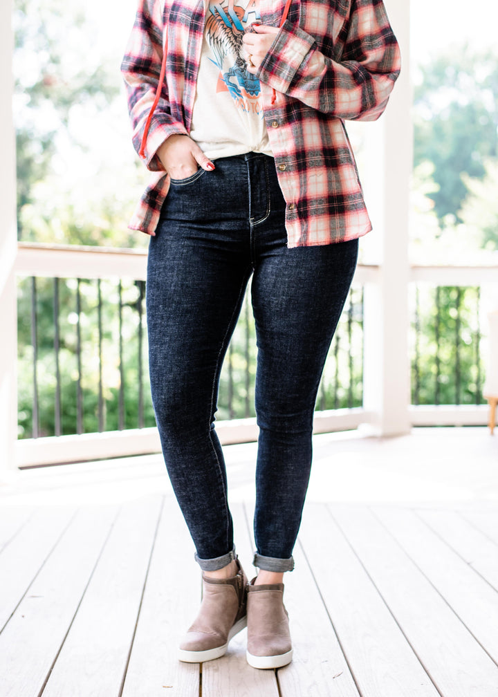 Judy Blue Tummy Control Suck it up Buttercup Dark Wash Skinny Jeans