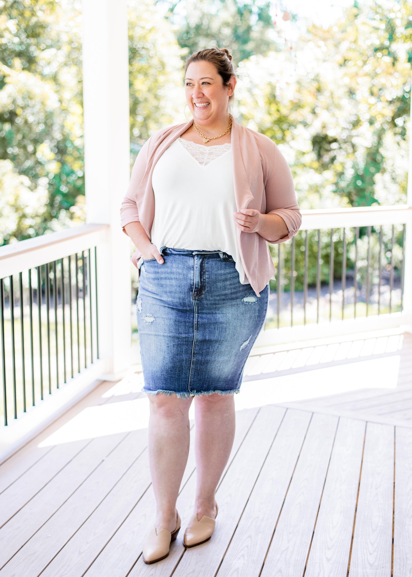 Risen Frayed Hem Denim Skirt