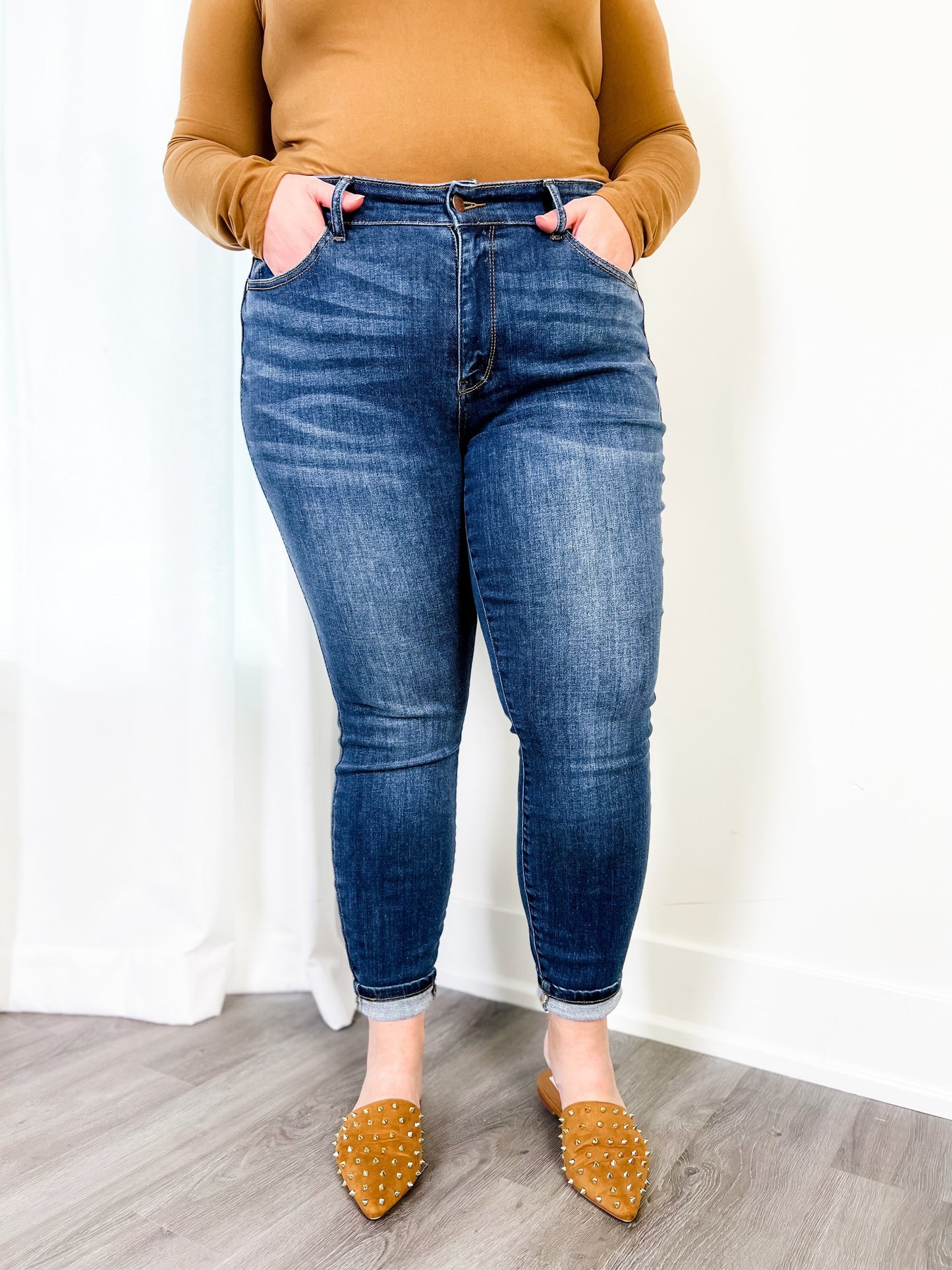 Judy Blue  8 Days A Week  Medium Wash Mid Rise Skinny jeans with Handsanding
