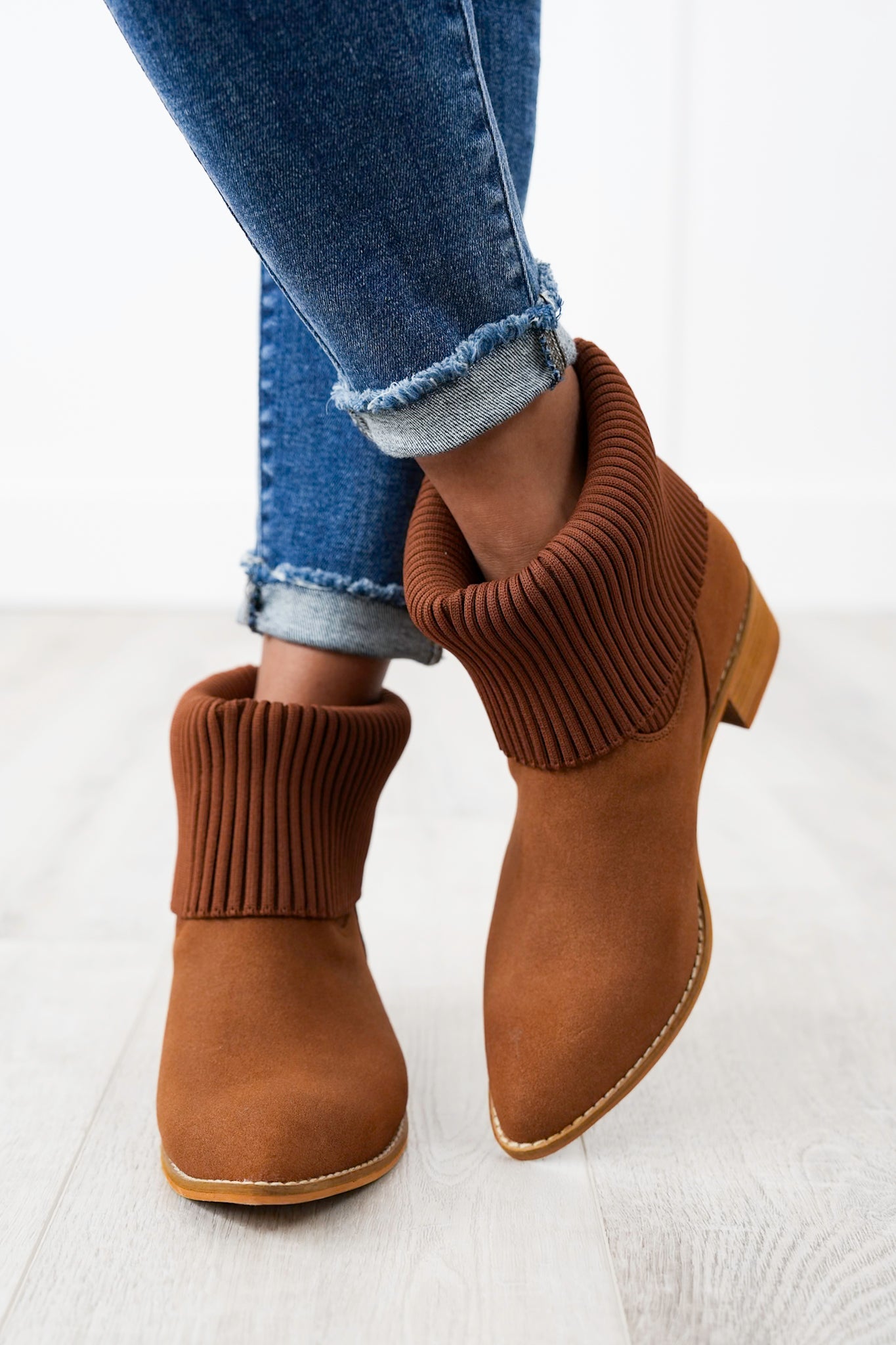 Ribbed Knit Cuff Boots