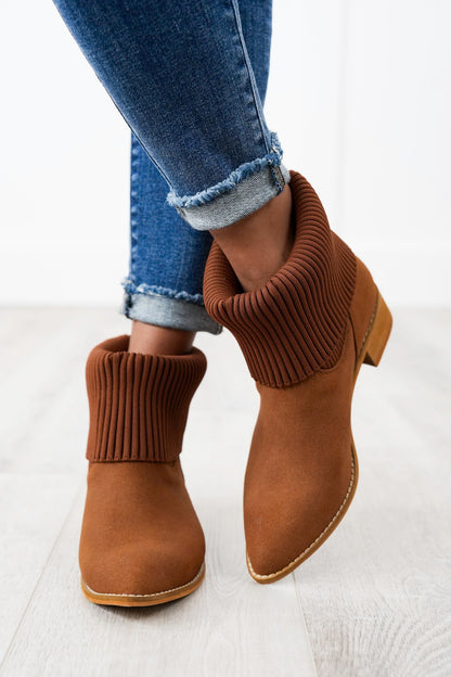 Ribbed Knit Cuff Boots