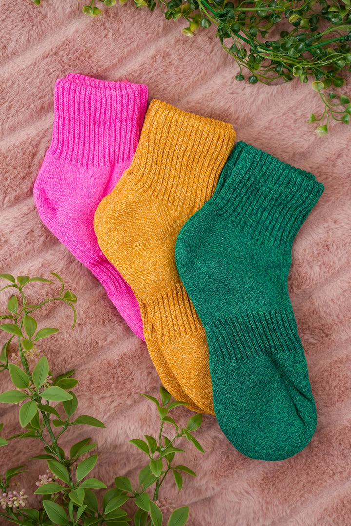 Solid Color Quarter Sporty Socks