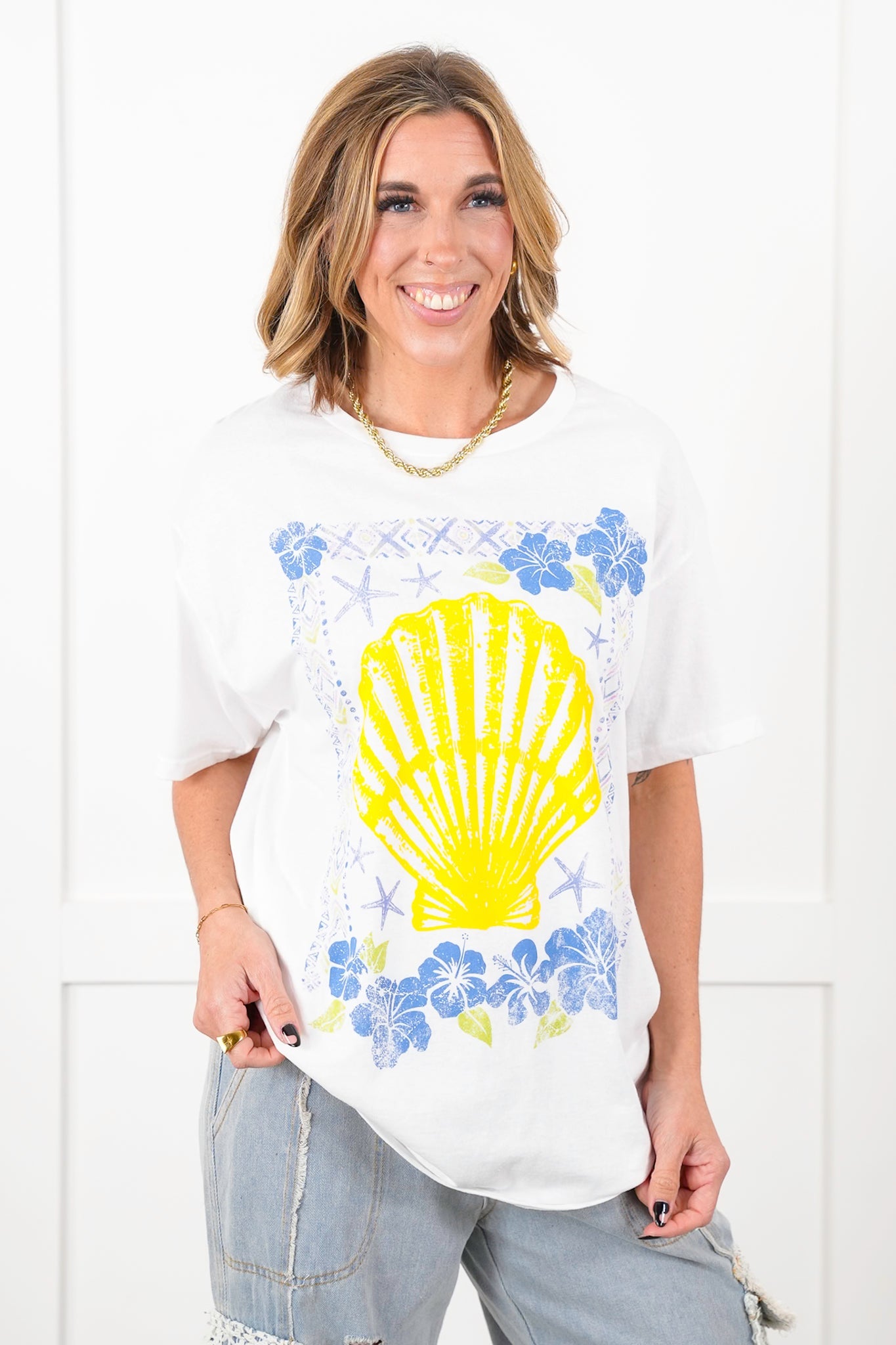 White Short Sleeve Tropical Sea Shell Graphic Tee
