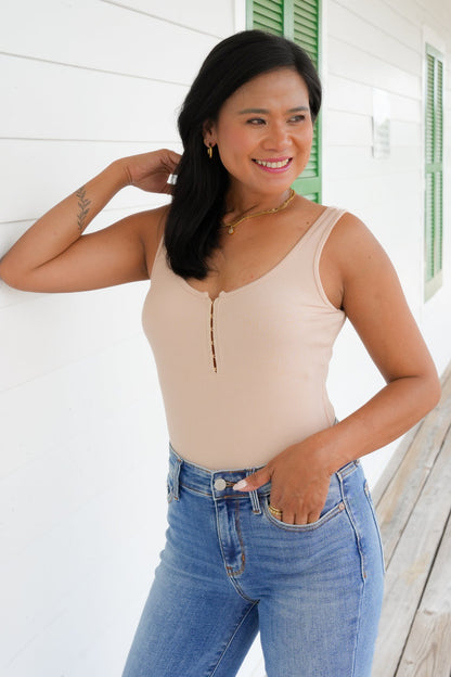 Ribbed Knit Sleeveless Scoop Neck Bodysuit  (Multiple Colors)