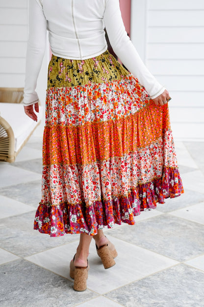 Plus/Reg Mixed Floral Print Elastic Waist Tiered Skirt