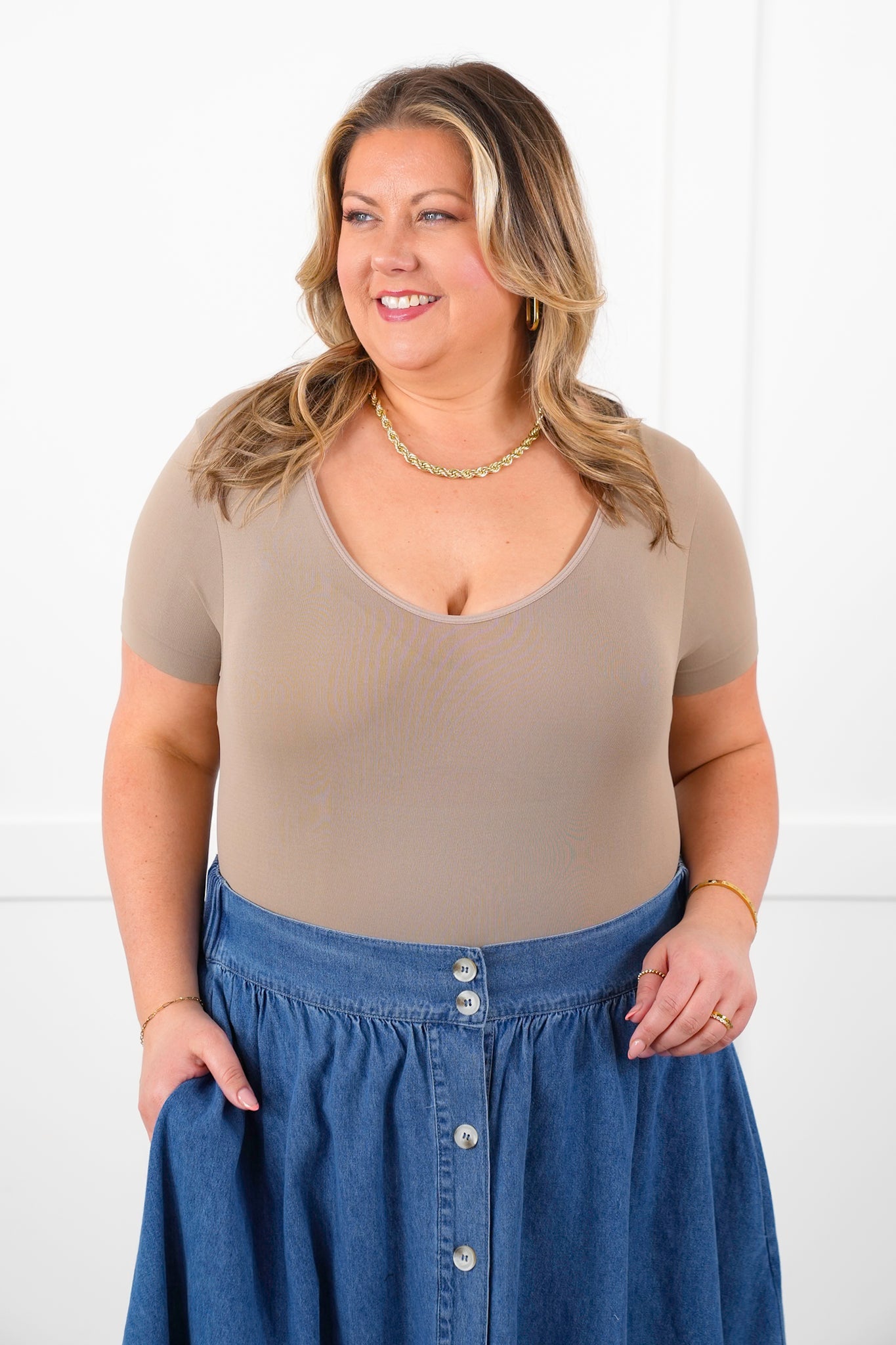 Door Buster! Plus/Reg Solid Short Sleeve Reversible Bodysuit