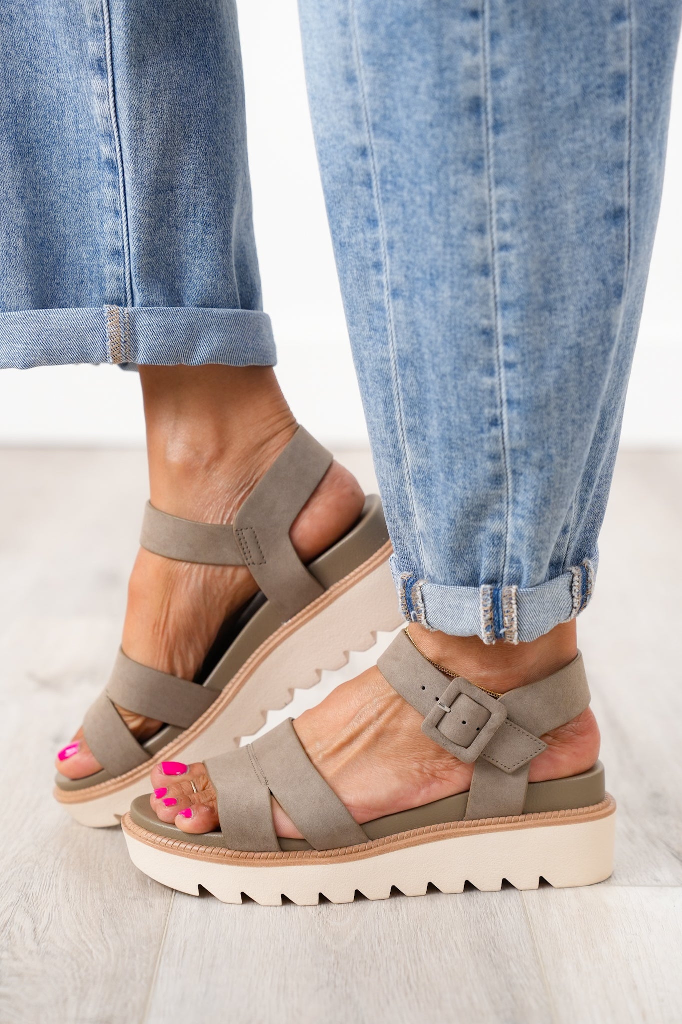 New Color! MIA Chunky Platform Sandals