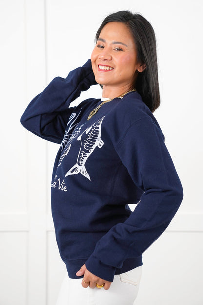 Plus/Reg Long Sleeve "Sea La Vie" Graphic Sweatshirt