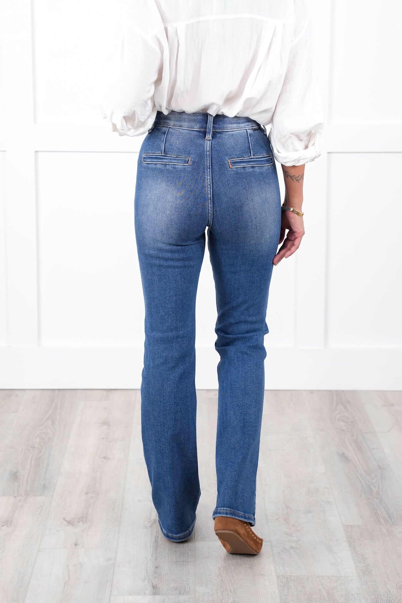 Risen High Rise Medium Wash Elastic Waistband Slim Straight Leg Jeans with Front Patch Pockets