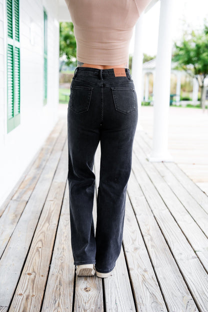 Judy Blue Straight Obsessed High Rise Black Rigid Magic 90's Distressed Straight Leg Jeans