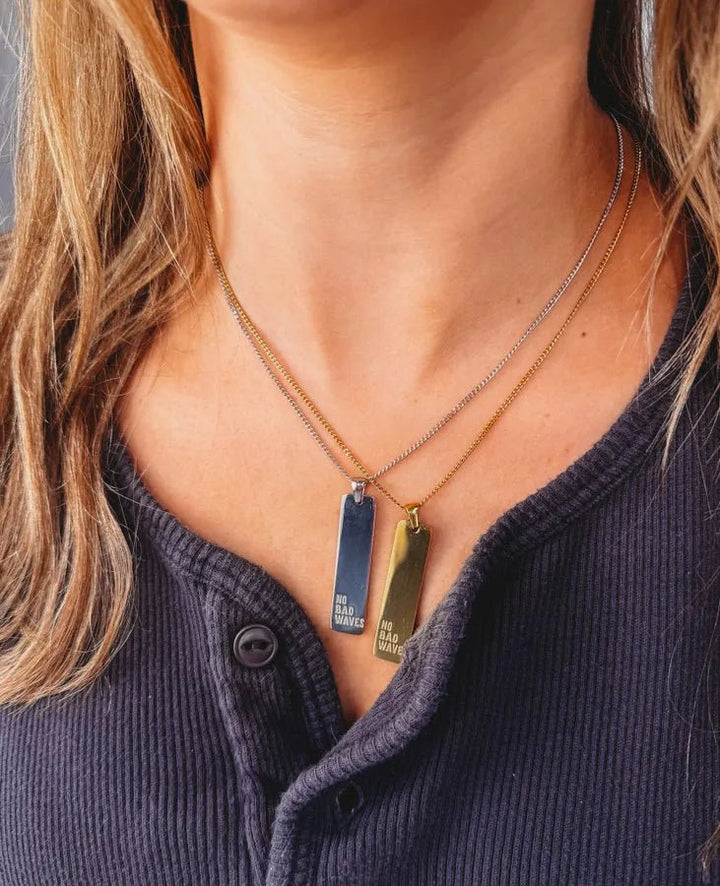 Raising Surfers No Bad Waves Necklace - Freckled Poppy