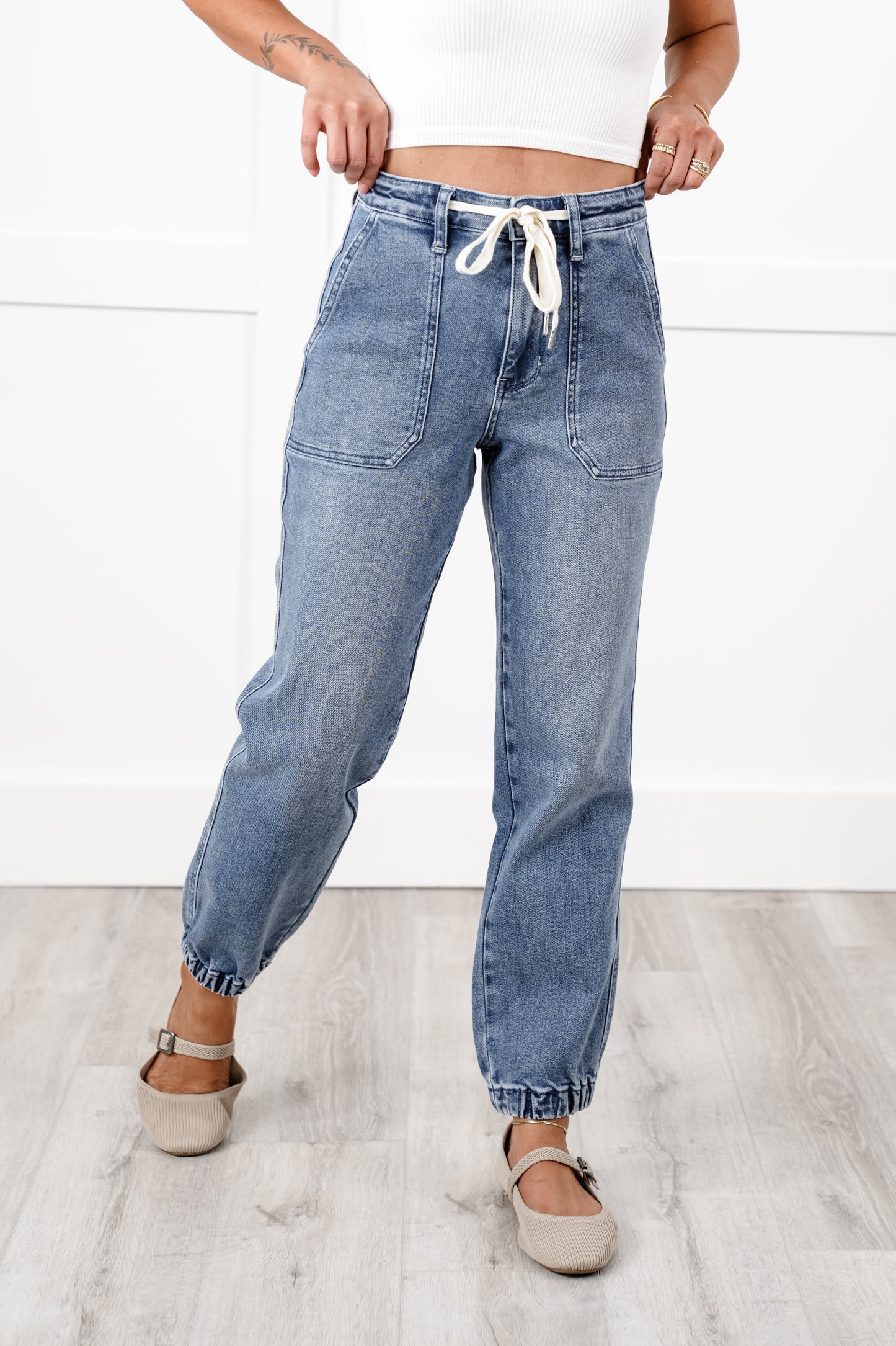 Judy Blue High Rise Medium Wash Joggers